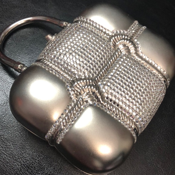 🆕 Daniella Clutch Shoulder Bag